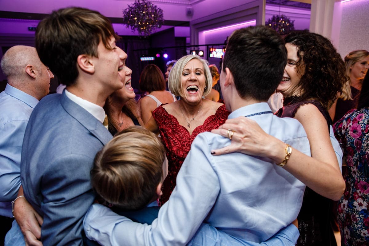 friends enjoying the wedding