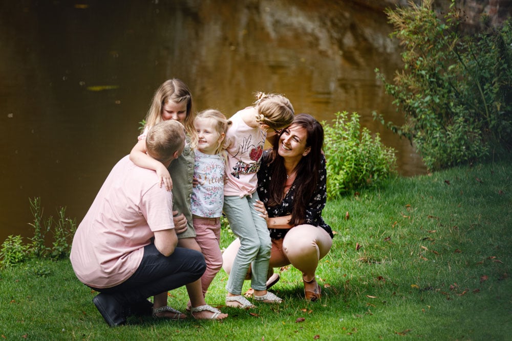 worsley family photoshoot near the bridgewater canal