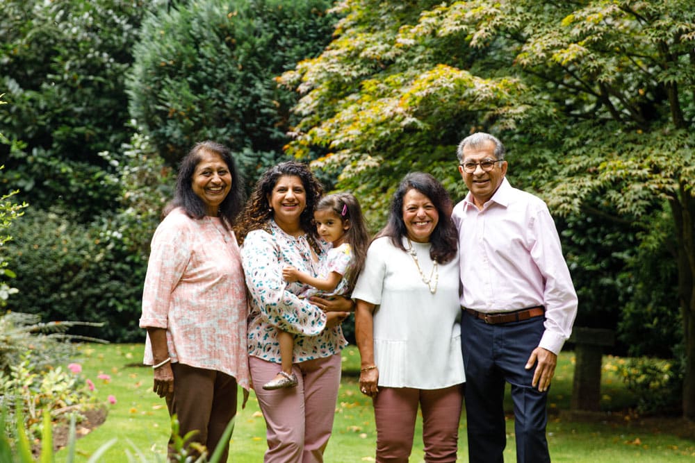 worsley family photographer the whole family