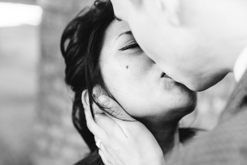 kissing in castlefield