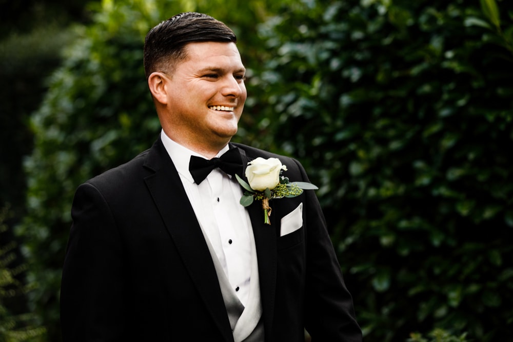 groom portrait