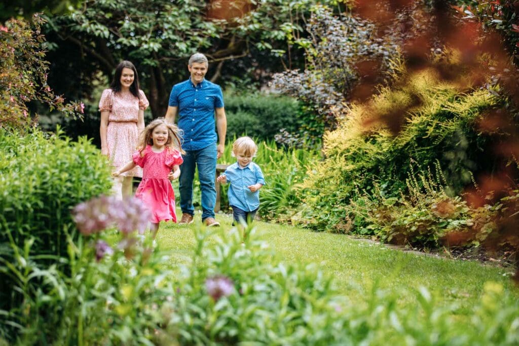 Family Photoshoot with mum dad and kids at walkden gardens
