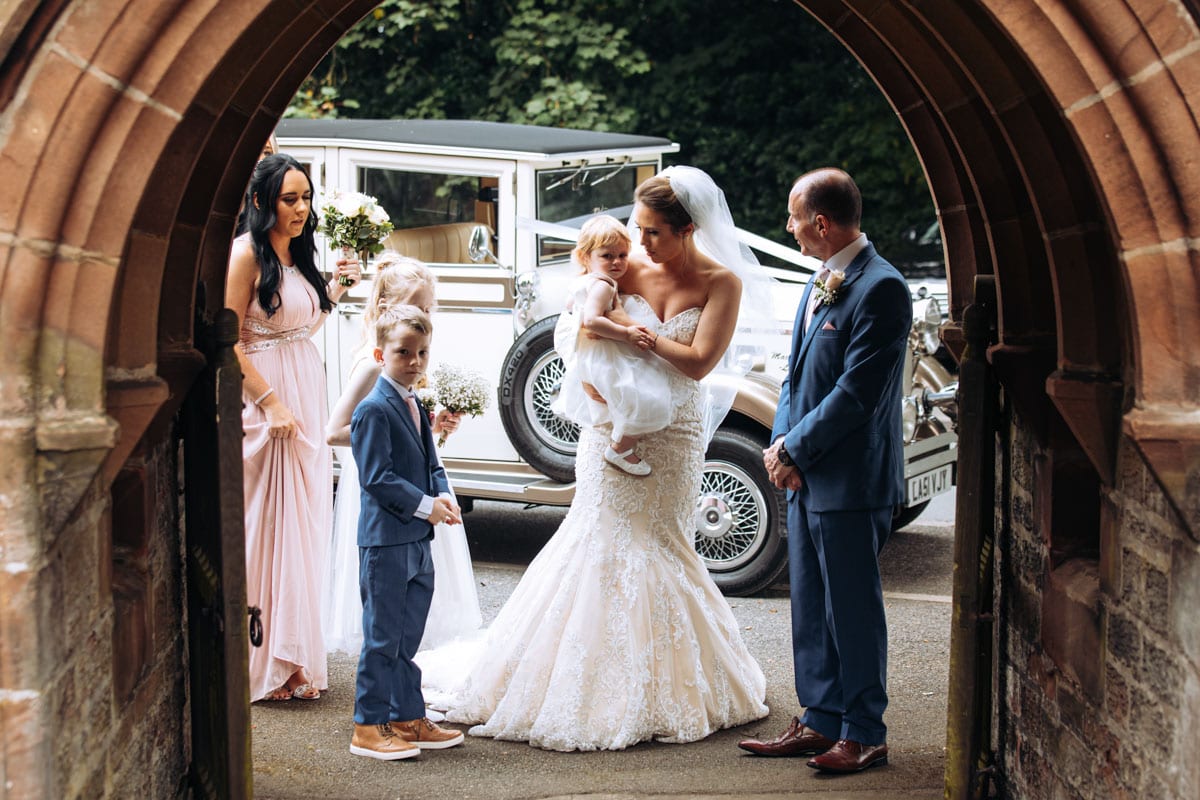 bride and bridal car