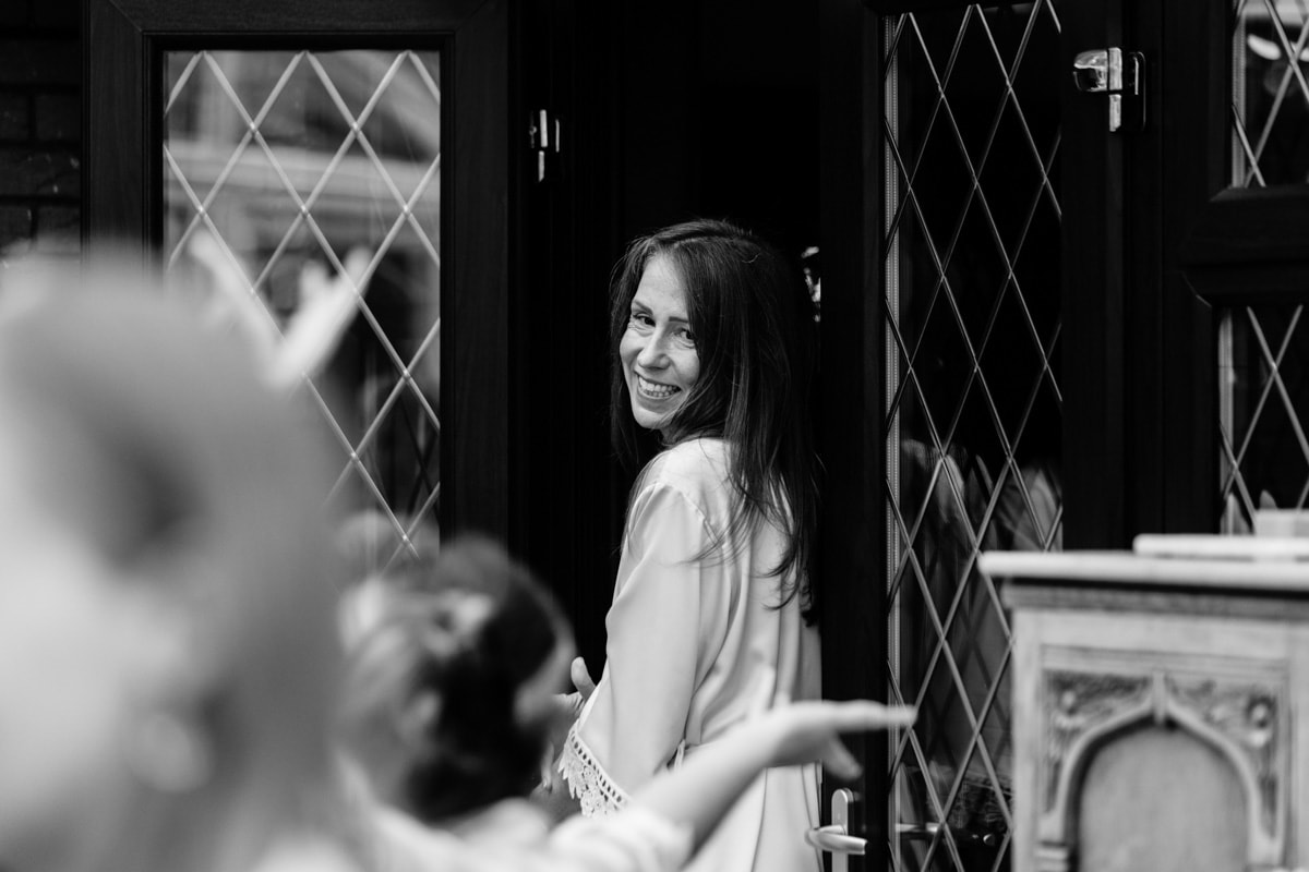 bridal prep Oldfield Farm wedding photography