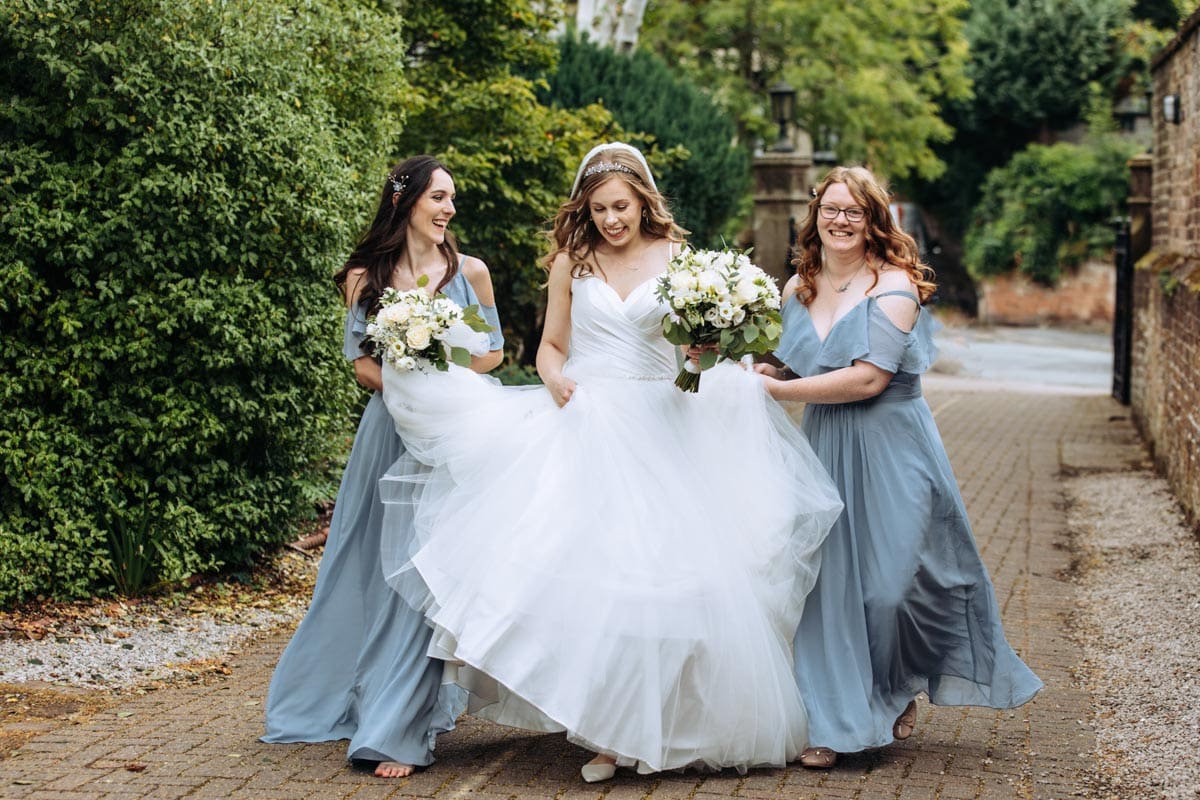 bridal prep Oldfield Farm wedding photography