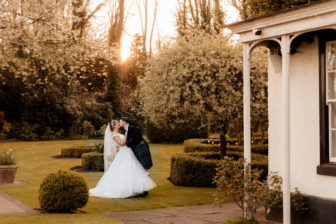 Chelsey and karl at statham lodge in lymm a beautiful wedding venue