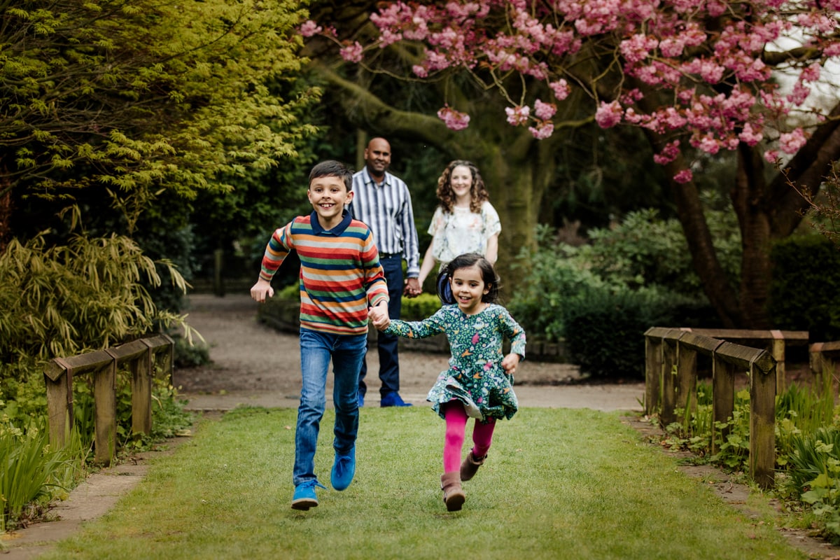 walkden gardens family photoshoot with ER photography