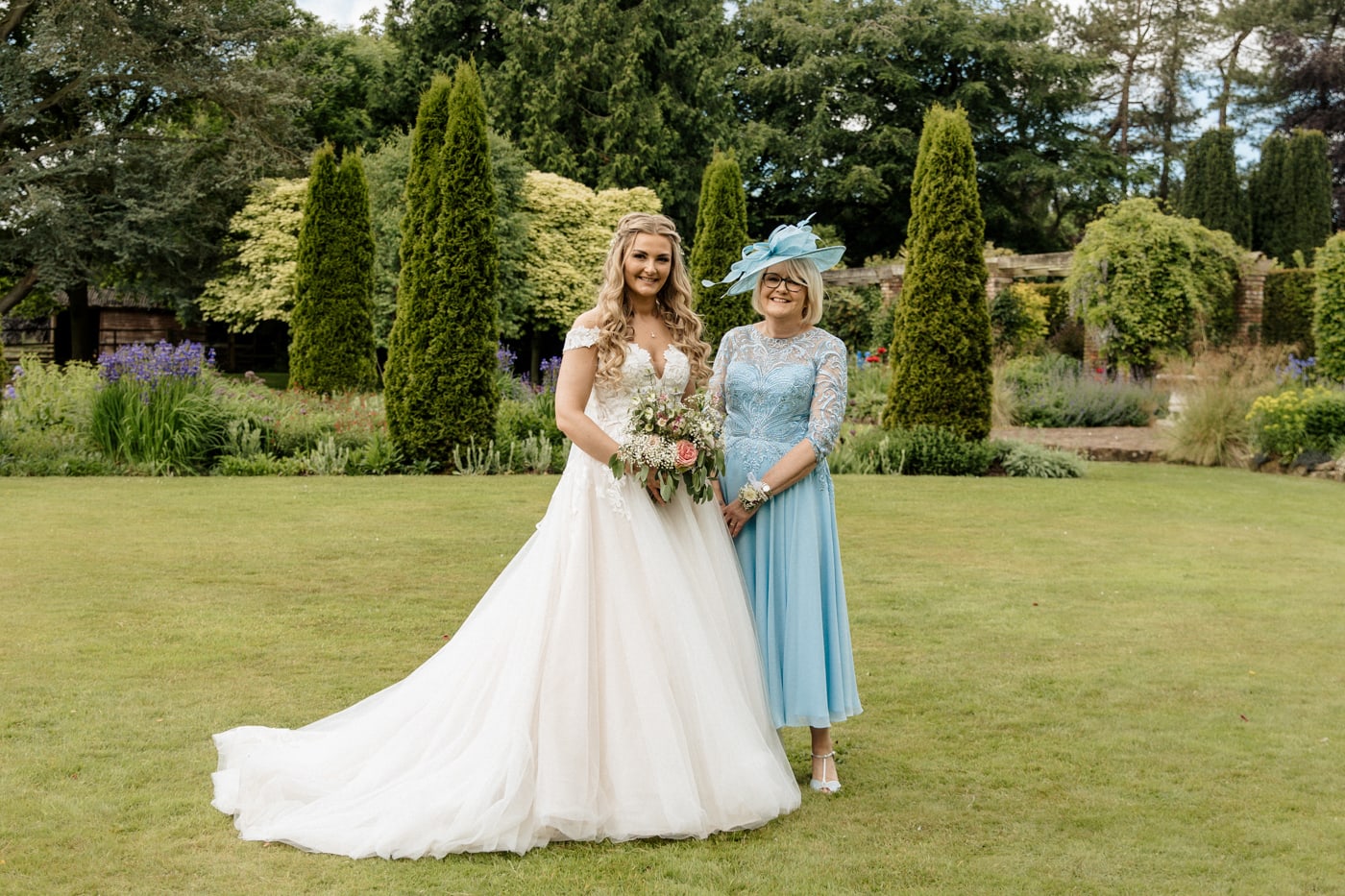 abbeywood estate outdoor wedding ceremony in cheshire