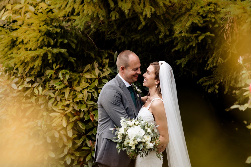 shireburn arms wedding photography by er photography for Carolyn and Callum's wedding