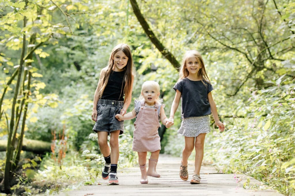 worsley woods family photoshoot session with worsley based photographers er photography