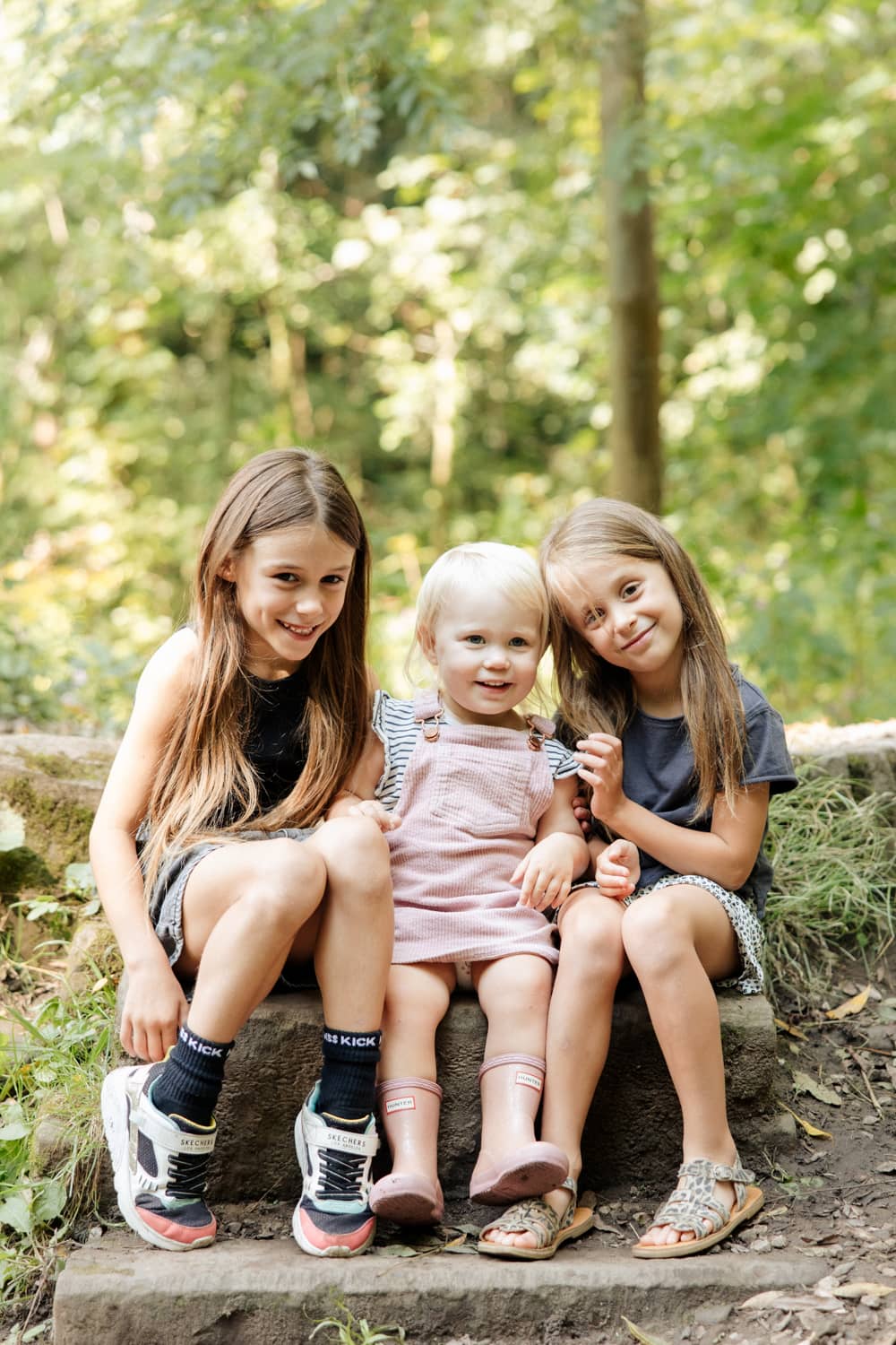 worsley woods family photoshoot session with worsley based photographers er photography