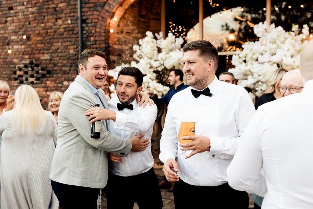 drinks reception at the barn at morley