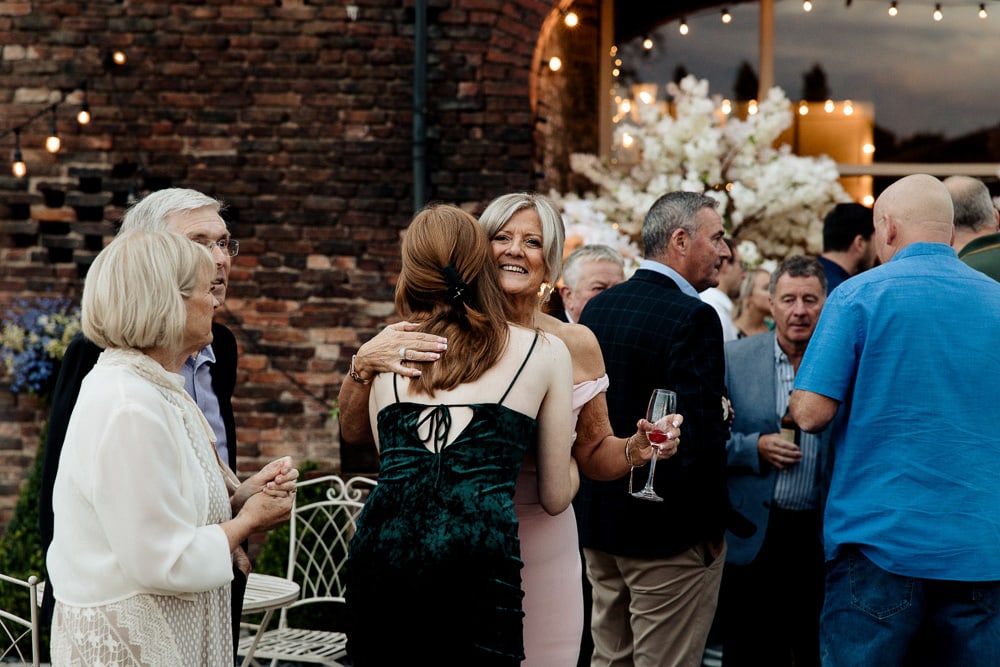 drinks reception at the barn at morley