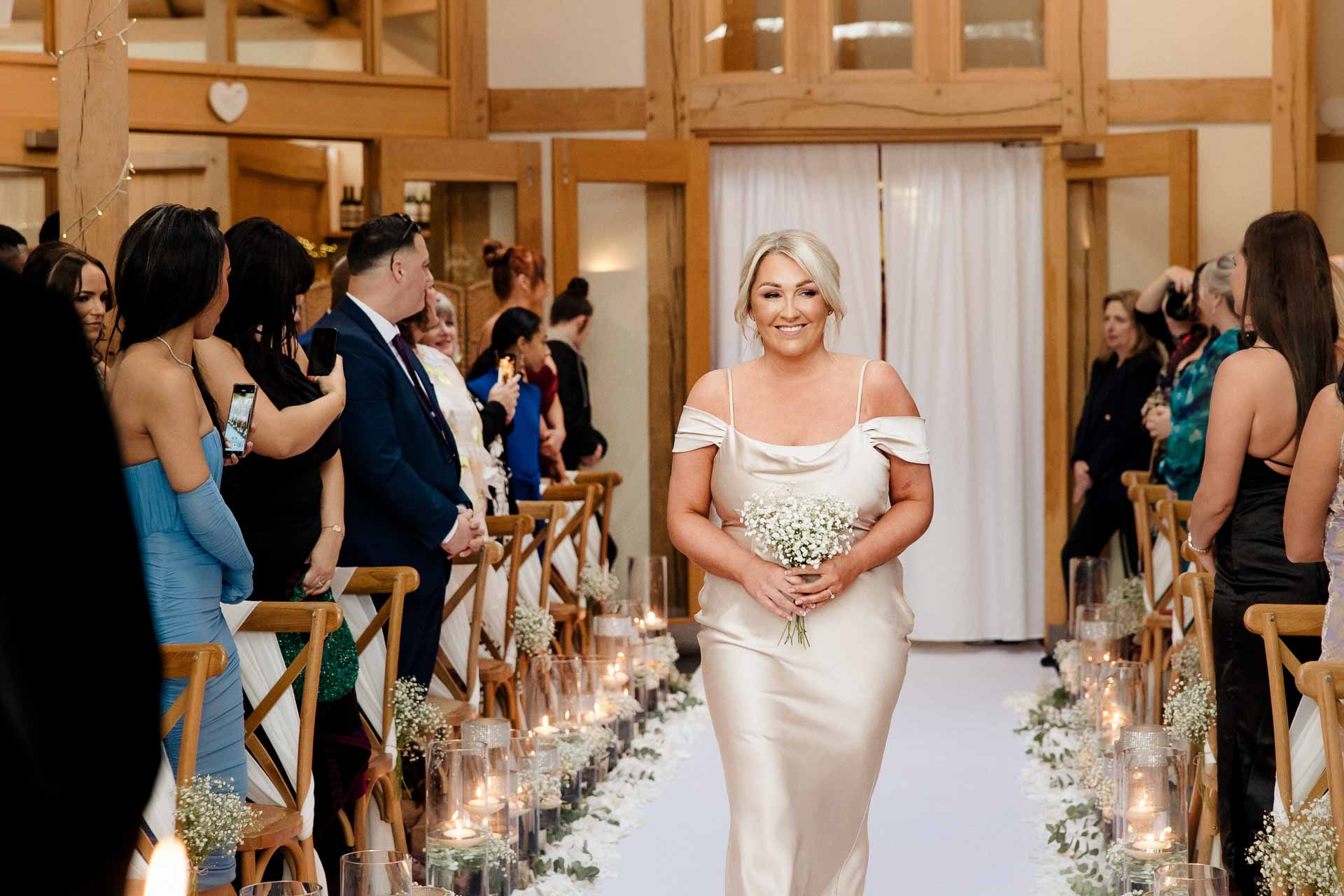 ceremony room at the oak tree peover