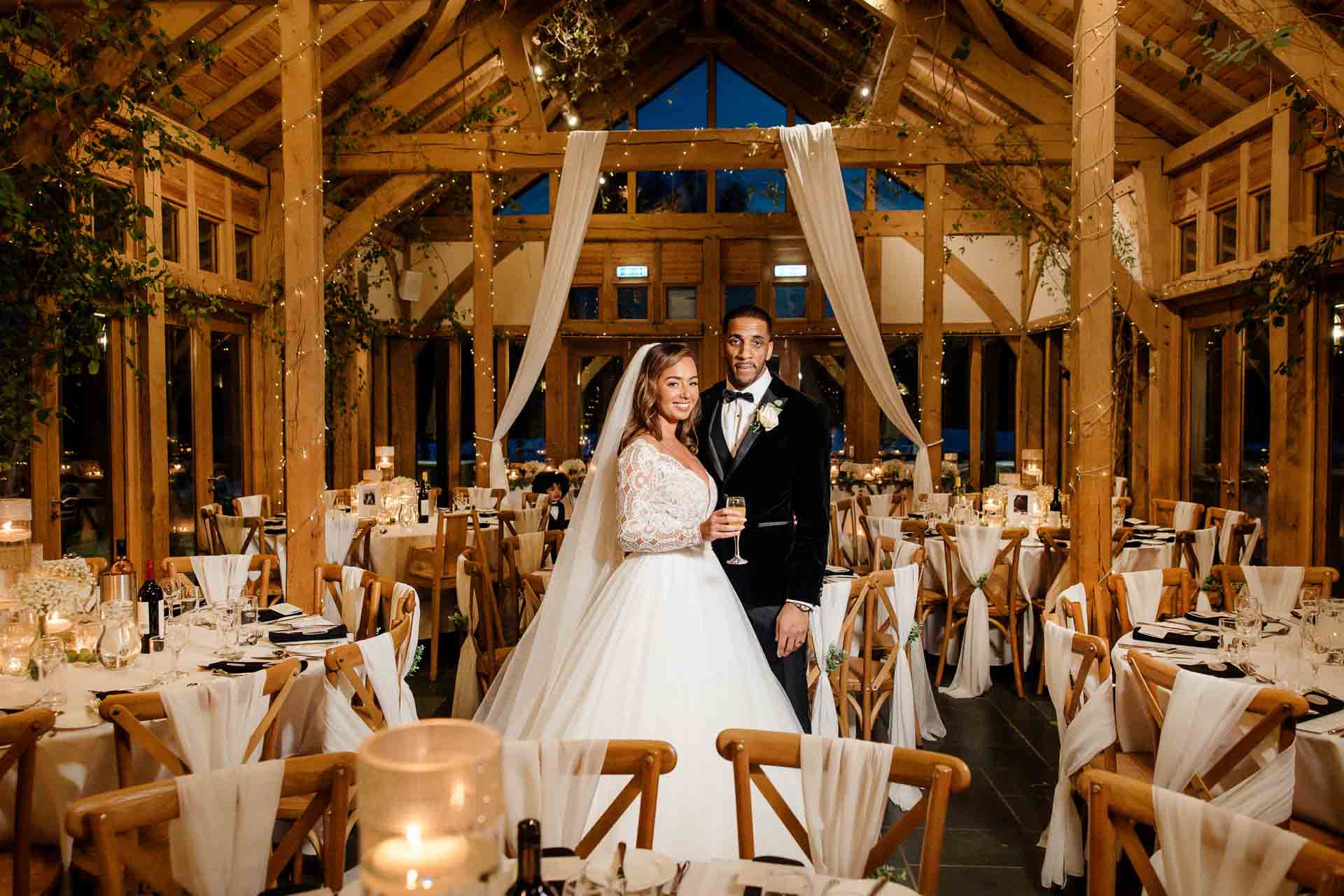 wedding breakfast and speeches at the oak tree peover