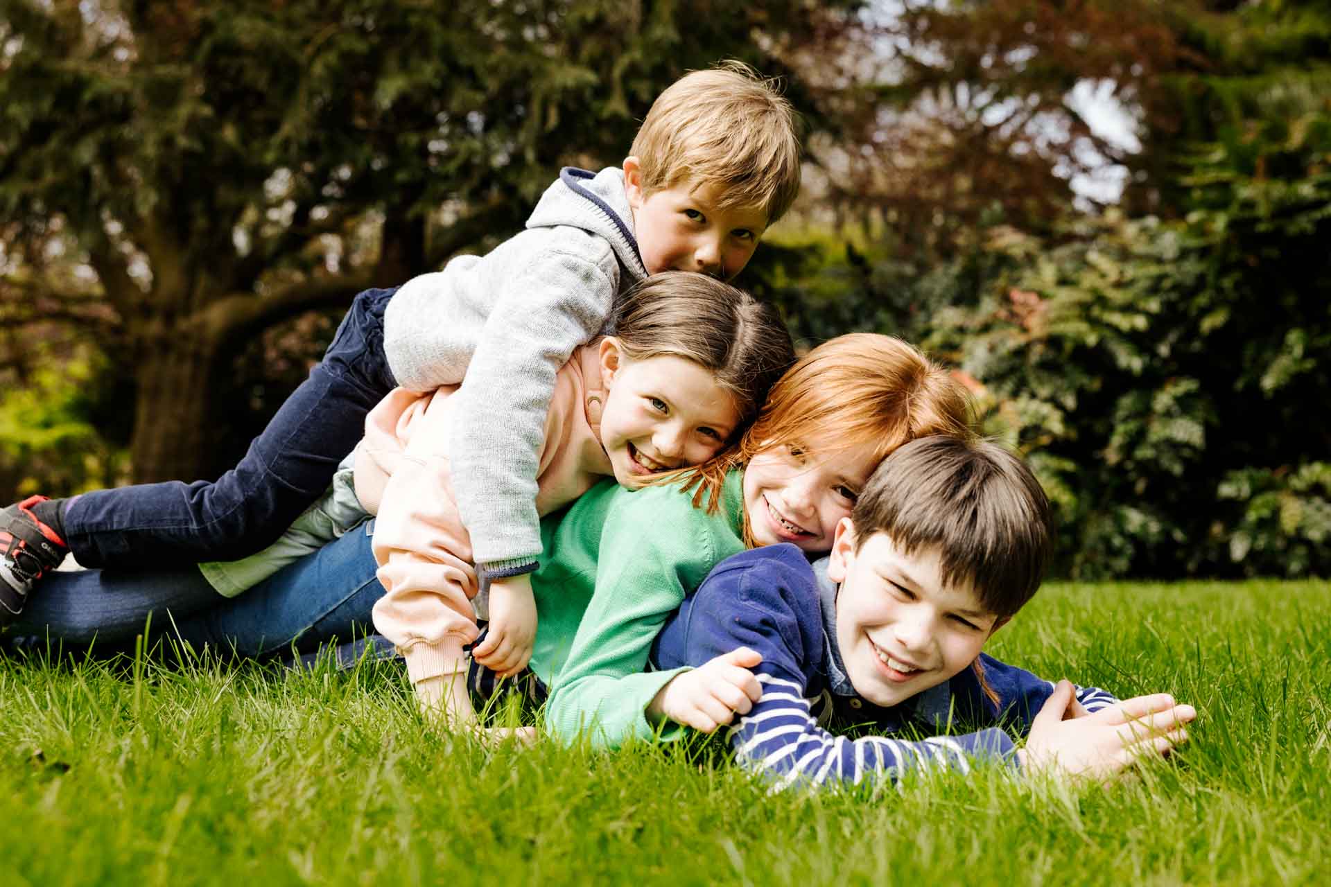 Family photoshoot at the stunning walkden gardens in sale manchester. The perfect backdrop for a spring photoshoot.