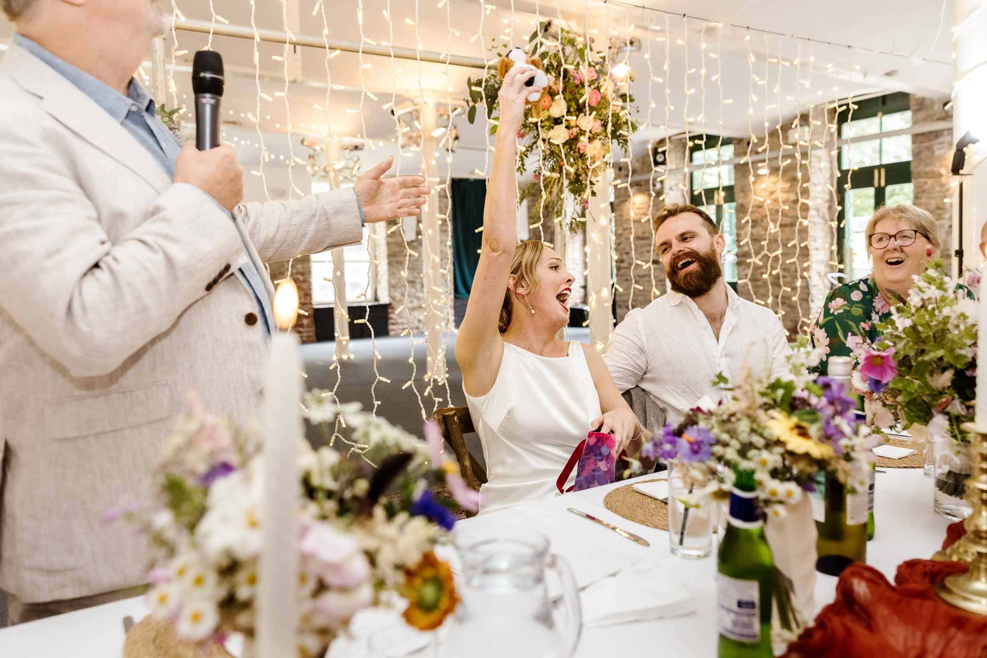 er photographers a team of wedding photographers based in manchester a variety of wedding photos for their online portfolio