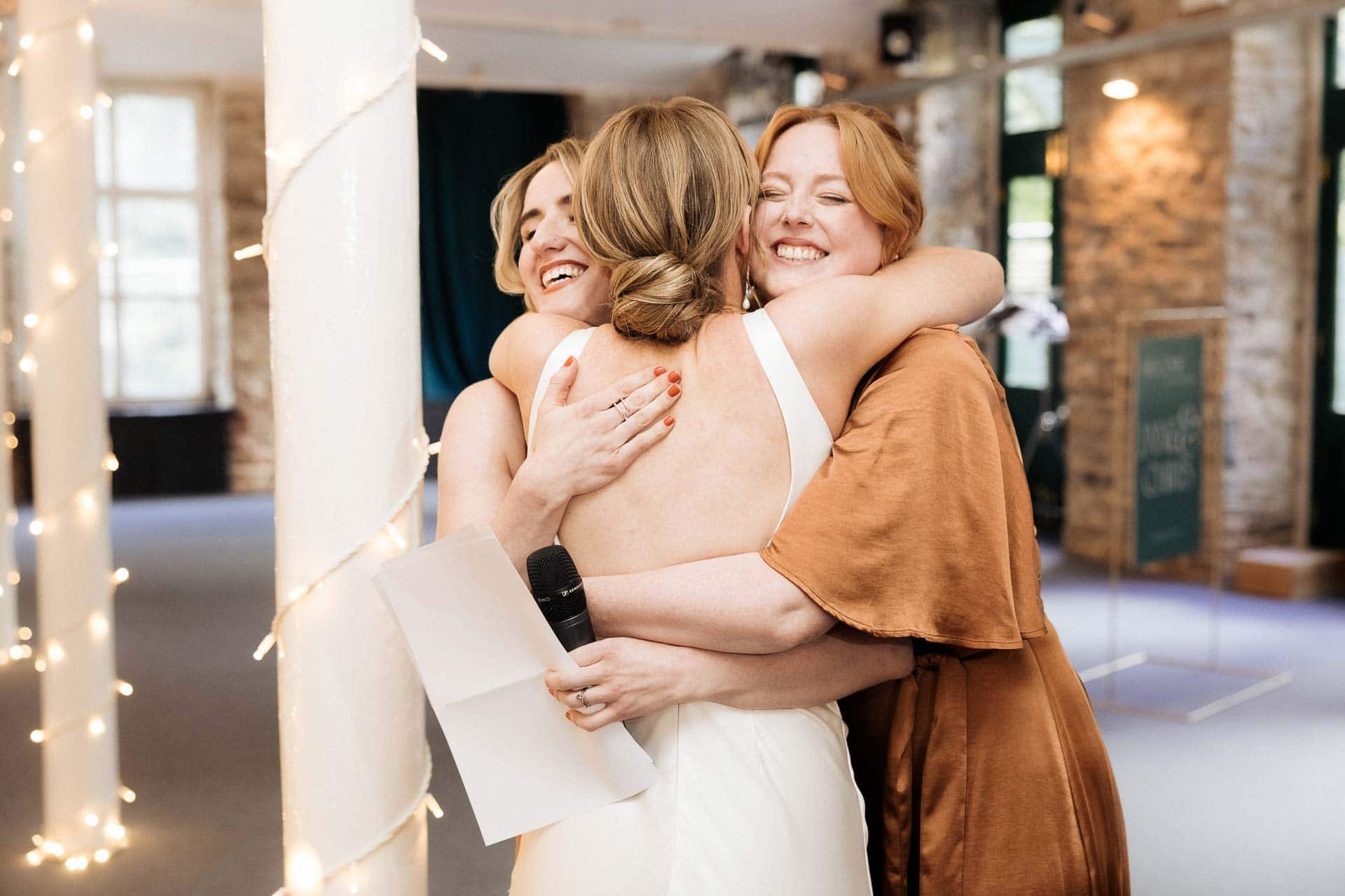 er photographers a team of wedding photographers based in manchester a variety of wedding photos for their online portfolio