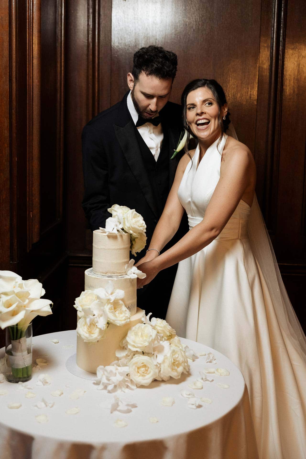 er photographers a team of wedding photographers based in manchester a variety of wedding photos for their online portfolio