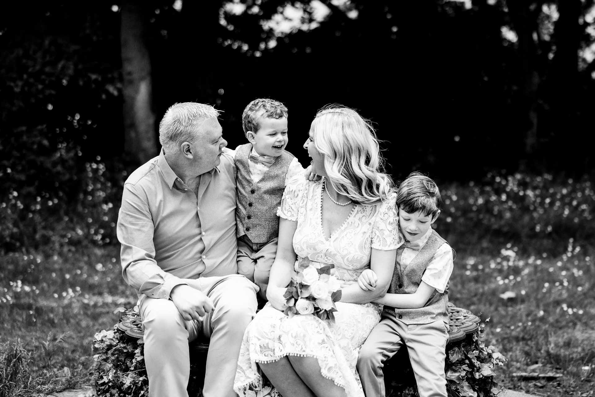 roe green worsley family photographer for mini family photoshoot sessions