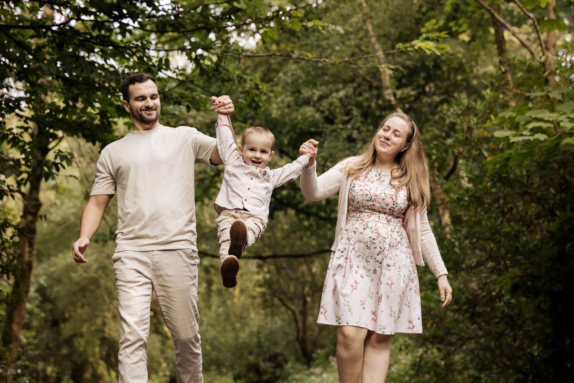 Heaton Park Family Photoshoot Session our 30 minute photoshoot is the perfect gift